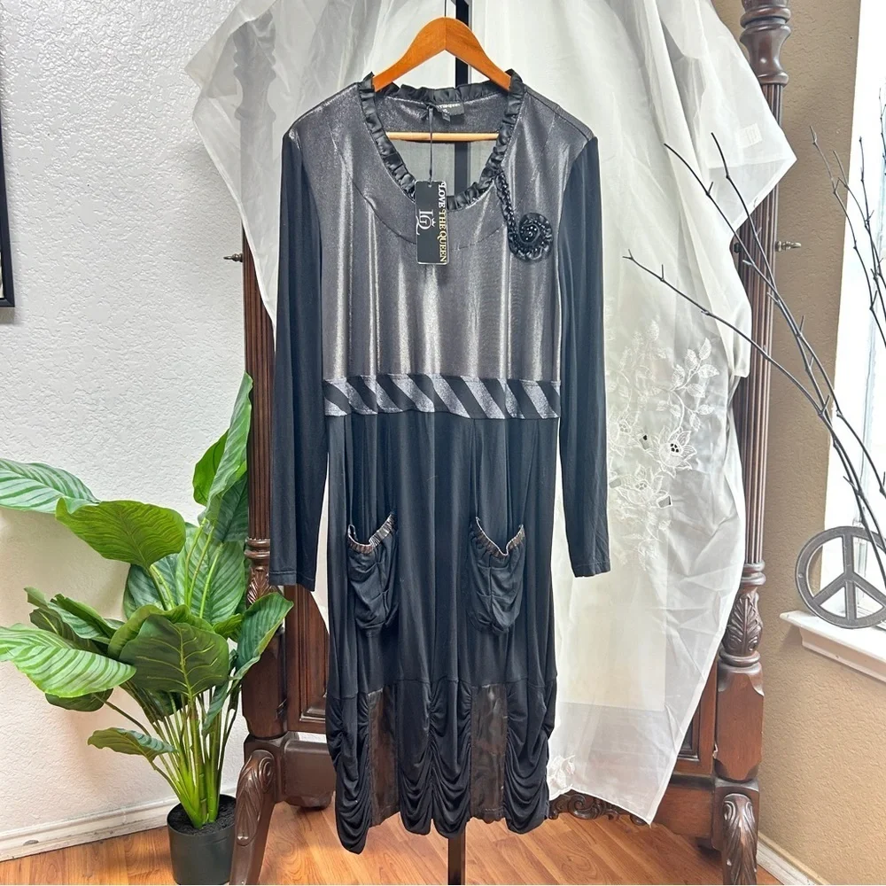 Love the Queen black lagenlook black draping dress with pockets medium new boho